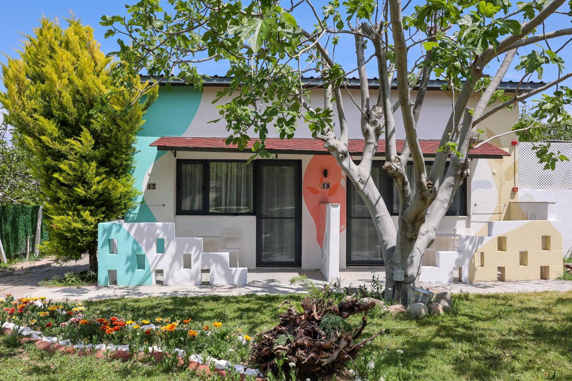 Enki Suess Alacati Exterior foto